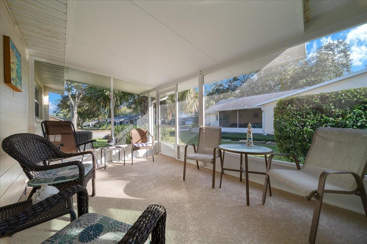 CIRCLE SQUARE WOODS - Residential