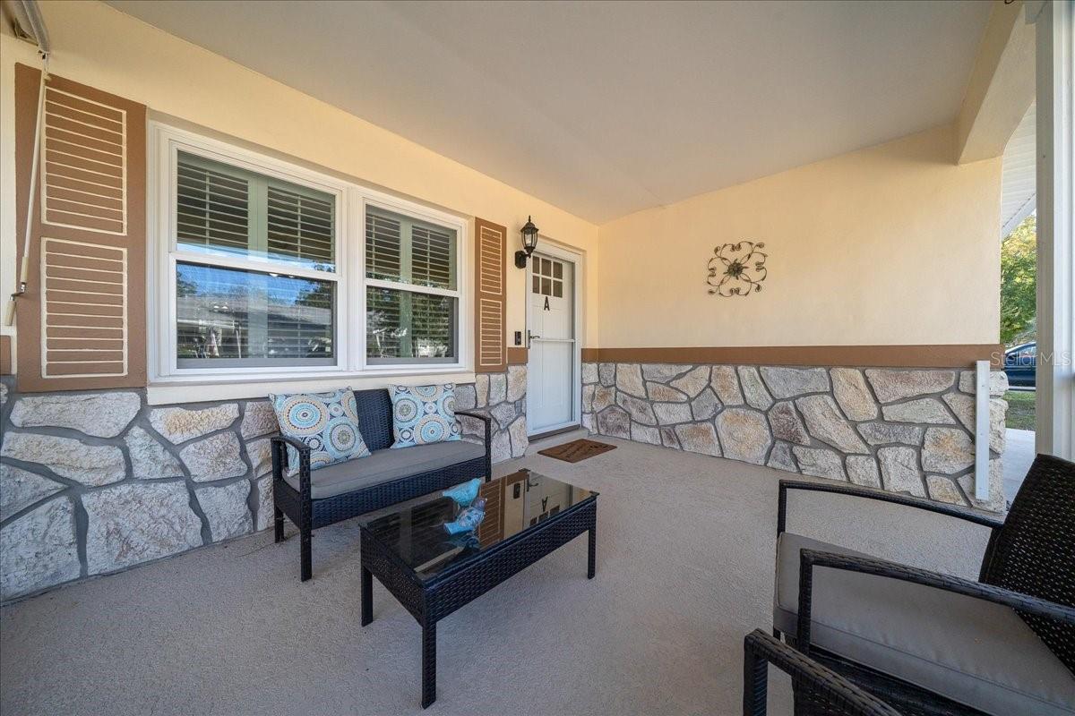 CIRCLE SQUARE WOODS - Residential