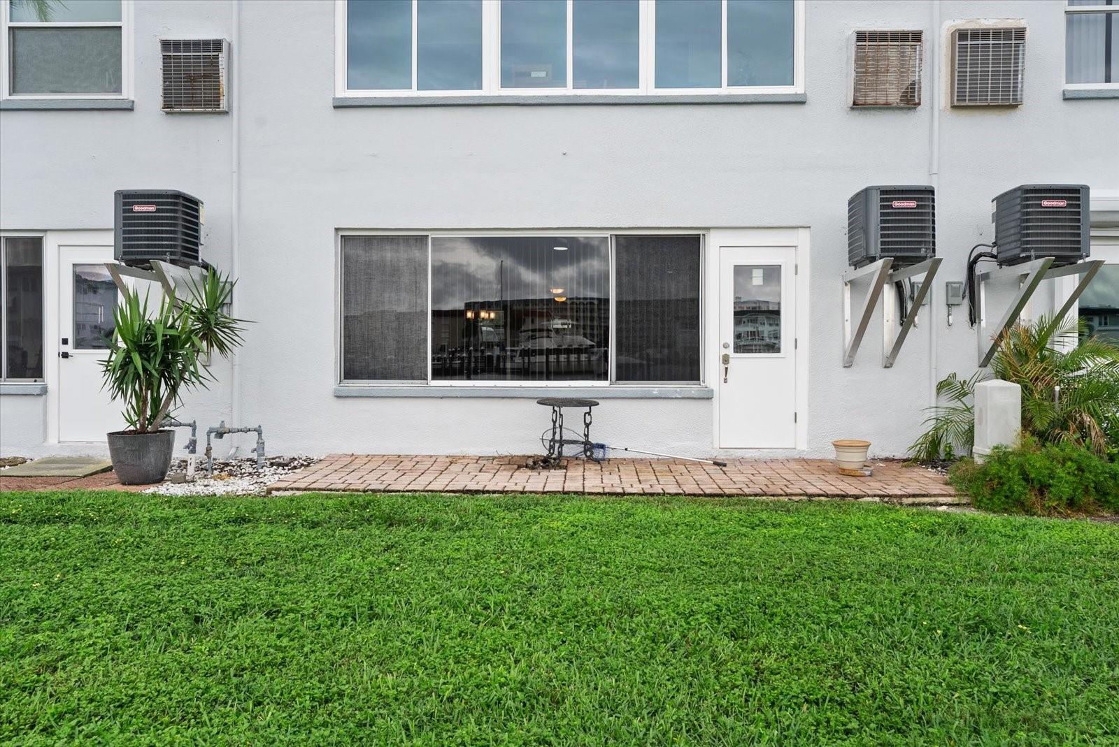 5925 SHORE BOULEVARD S 105