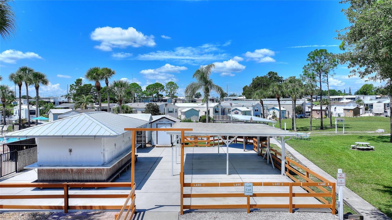 DEER CRK GOLF & TENNIS RV RESIDENCE - Residential