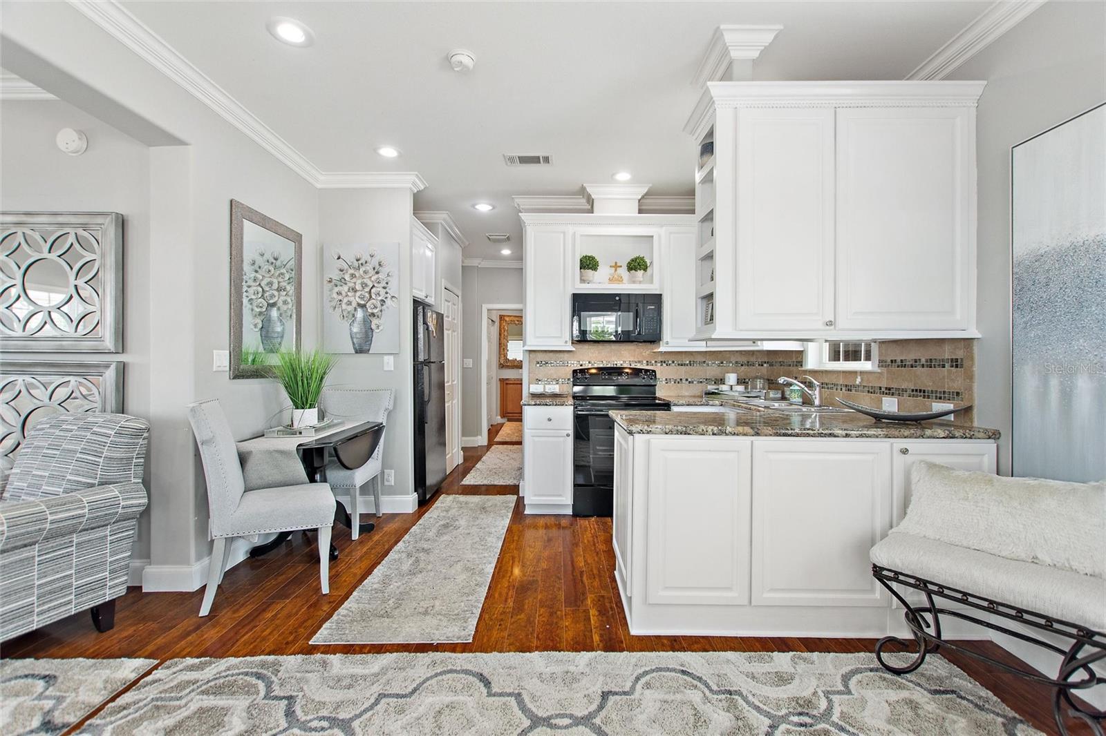 DEER CRK GOLF & TENNIS RV RESIDENCE - Residential