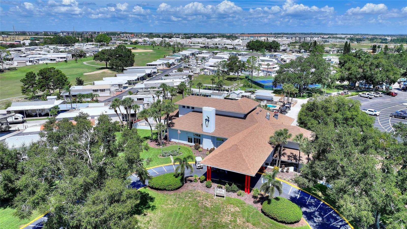 DEER CRK GOLF & TENNIS RV RESIDENCE - Residential
