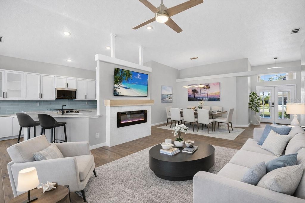 Photo of 205 Wetherby Street, Venice, FL 34293 (MLS # N6143118)