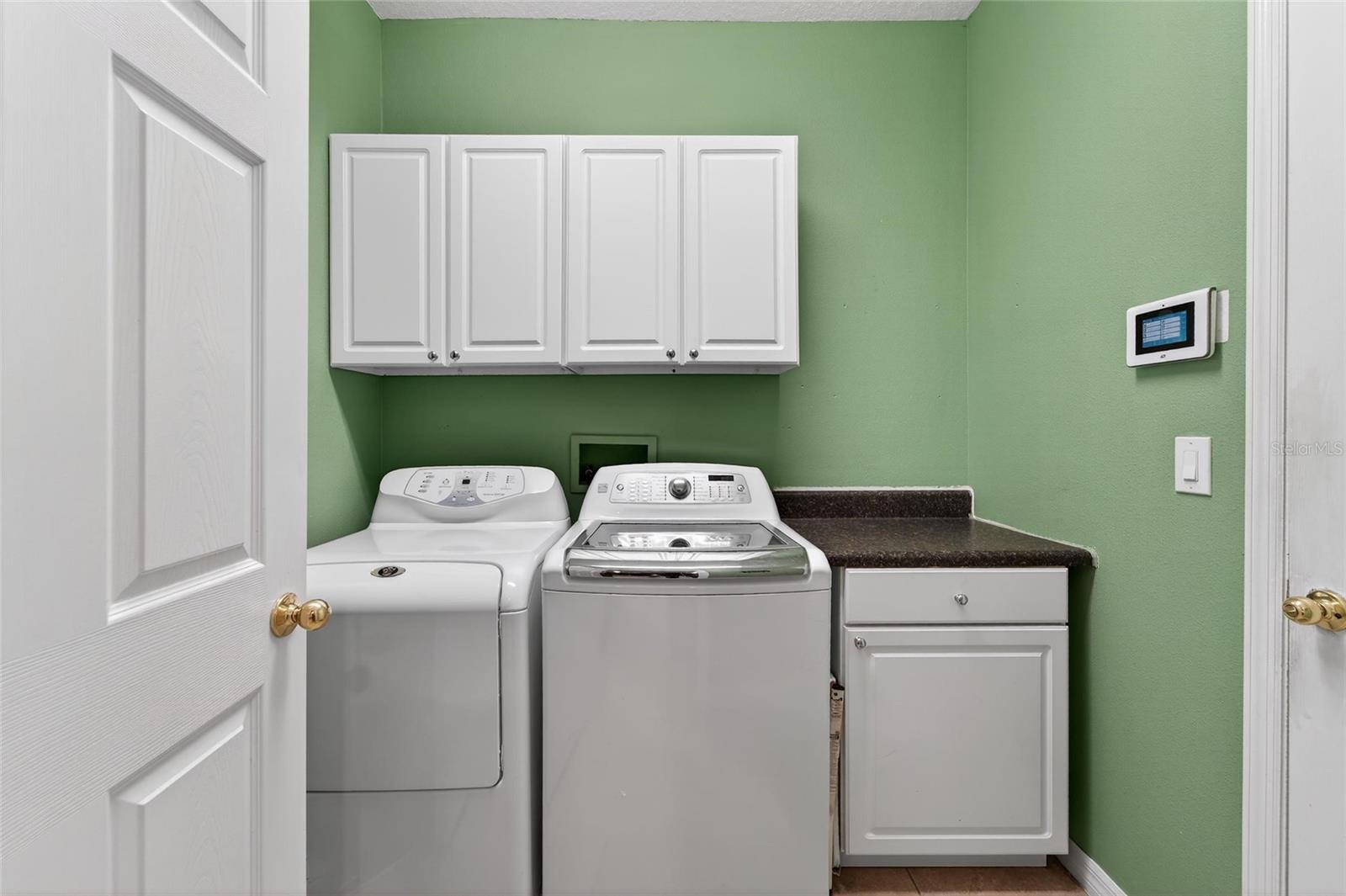 HARVEST FIELD - Residential