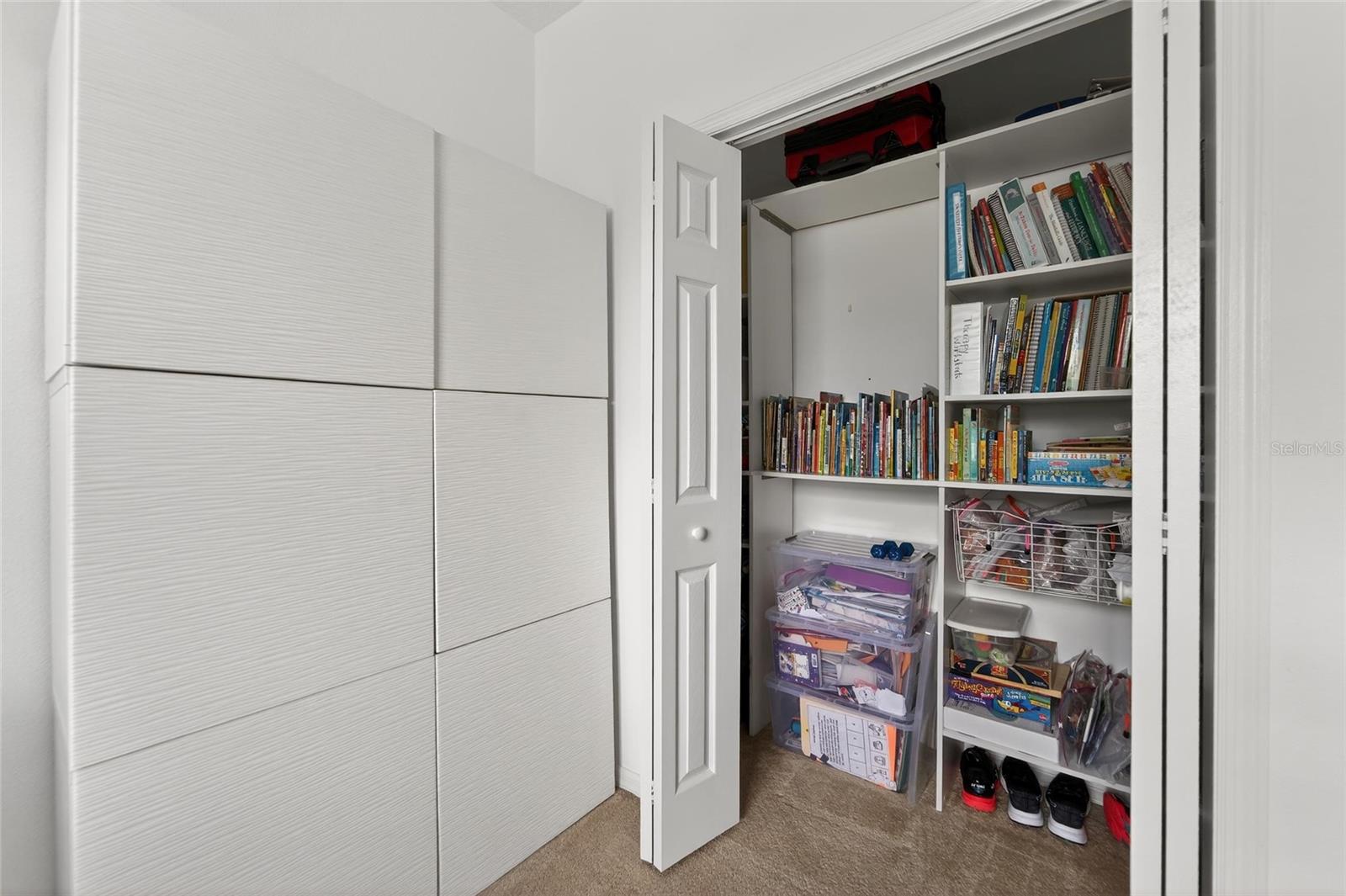 HARVEST FIELD - Residential