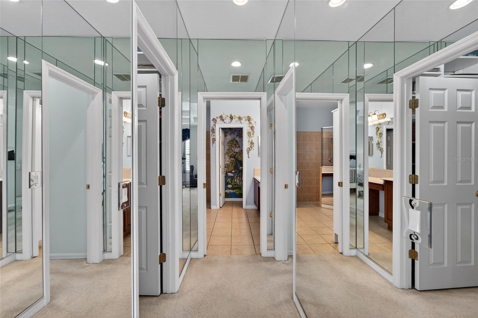 HARVEST FIELD - Residential