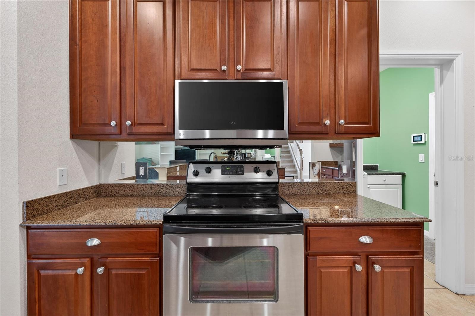 HARVEST FIELD - Residential