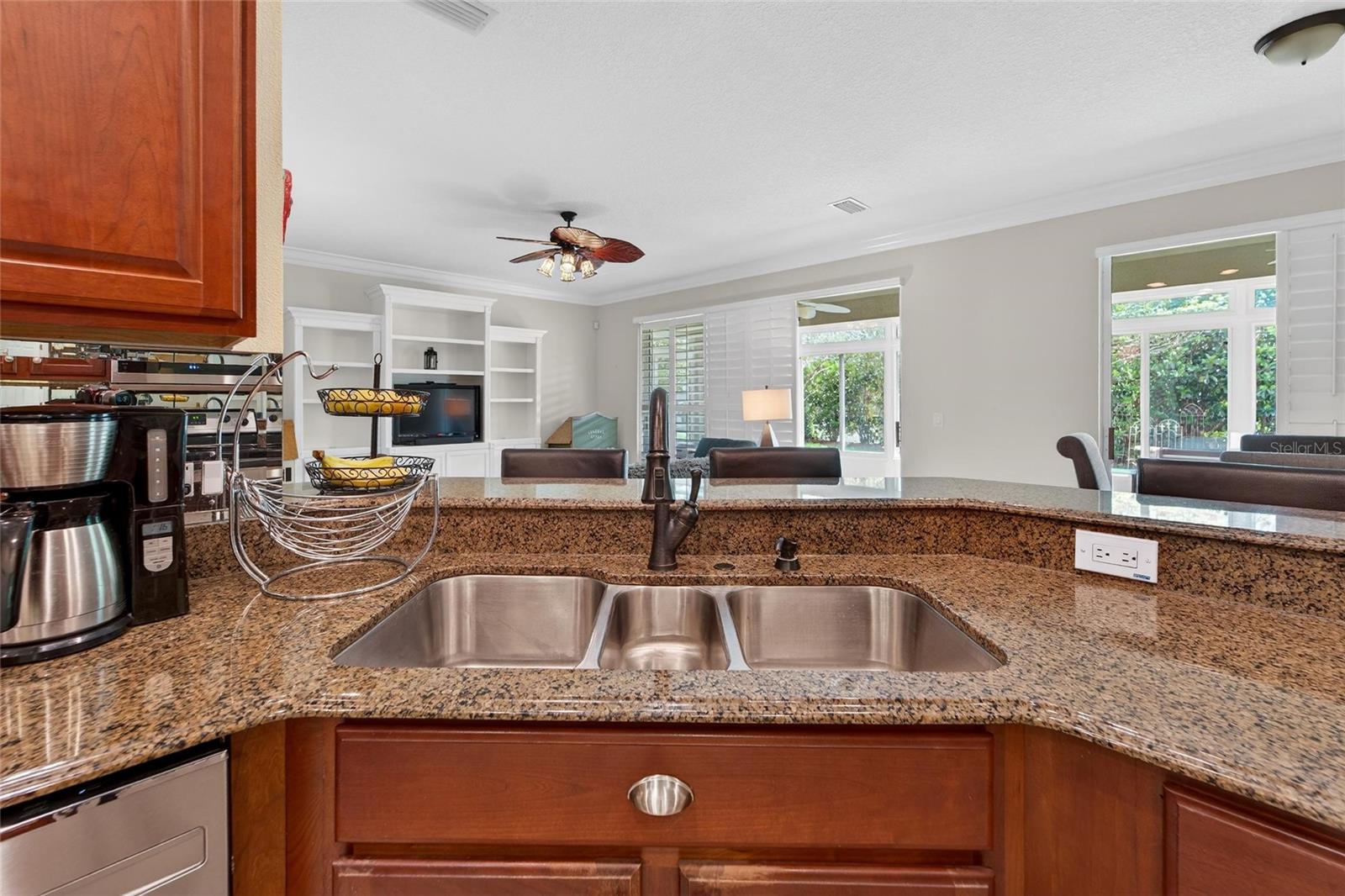 HARVEST FIELD - Residential