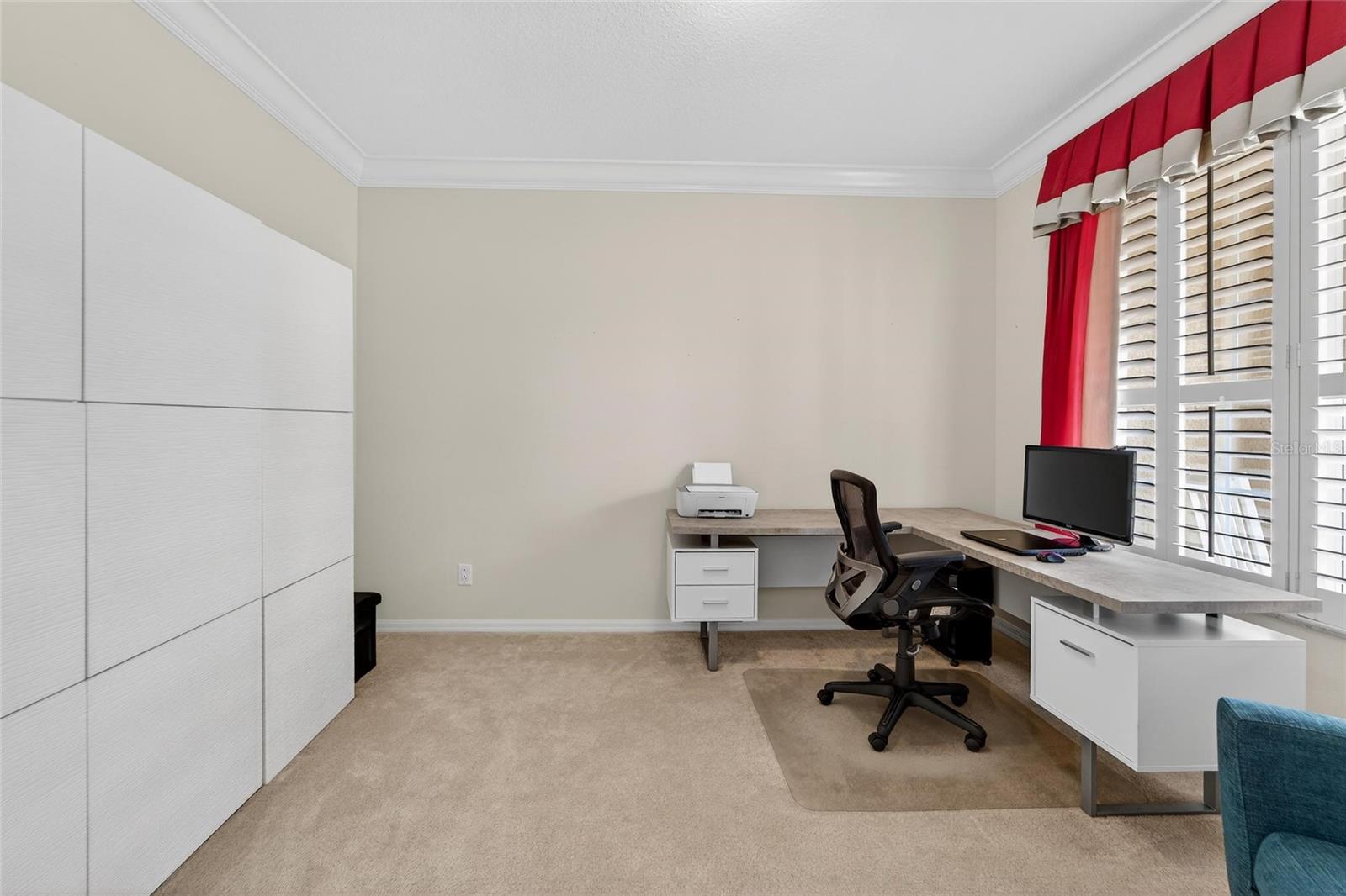 HARVEST FIELD - Residential