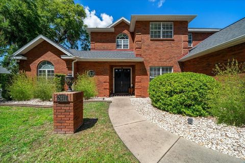 Tiny photo for 2411 SE 27th Street, Ocala, FL 34471 (MLS # OM722924)