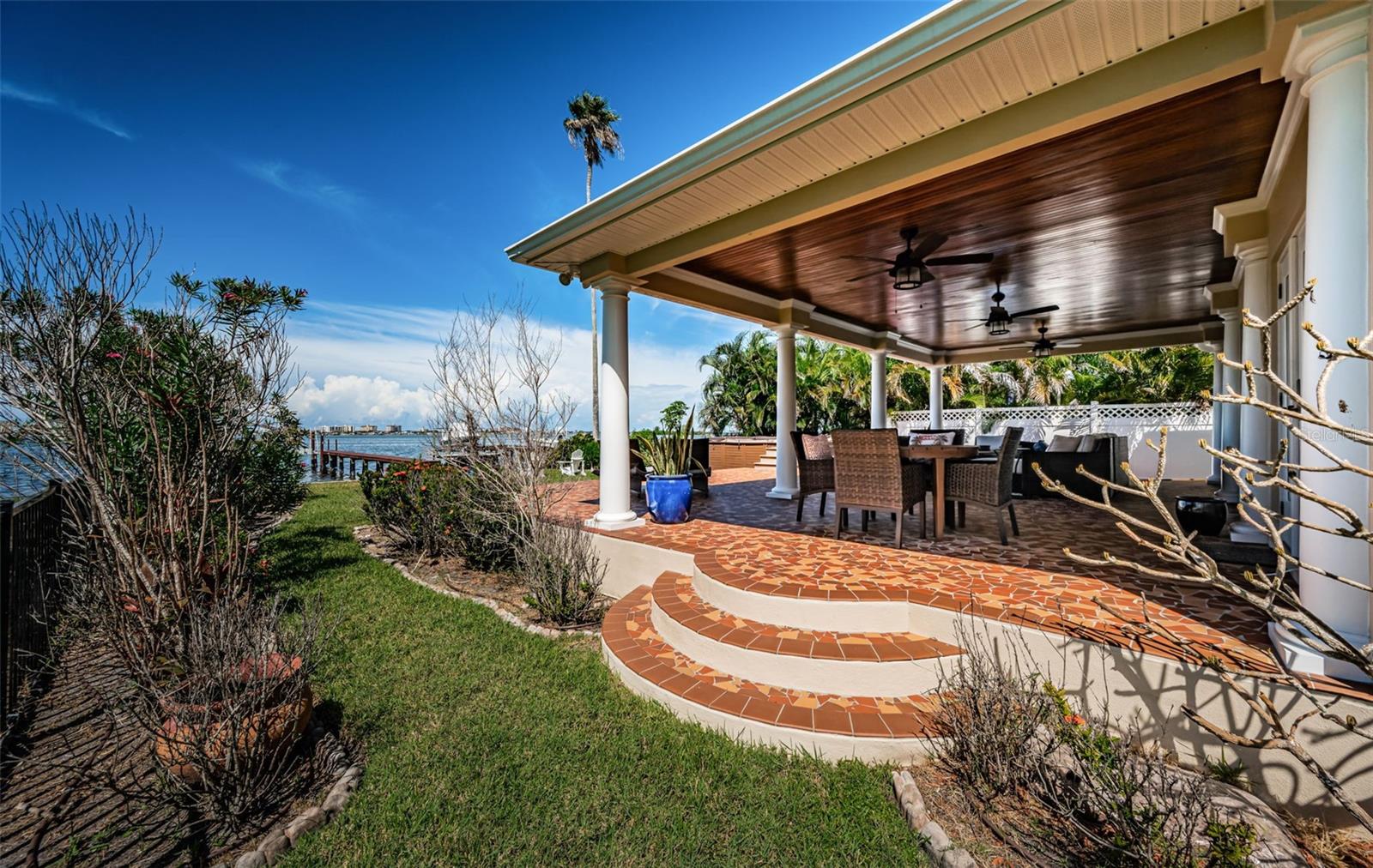 NORTH SHORE PARK - Residential