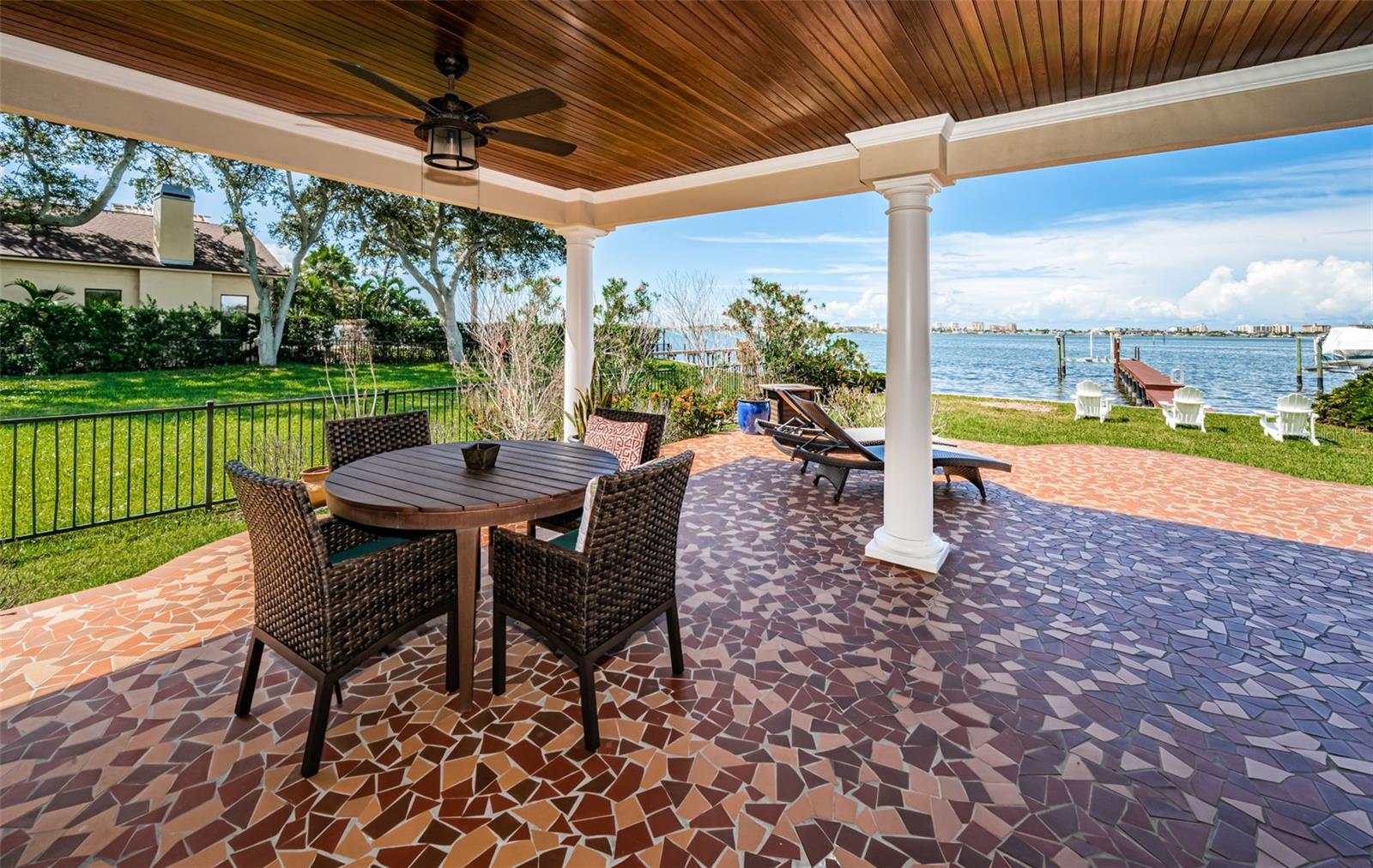 NORTH SHORE PARK - Residential