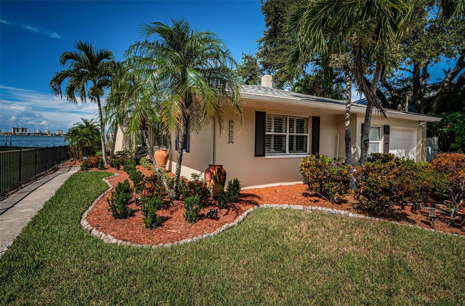 NORTH SHORE PARK - Residential