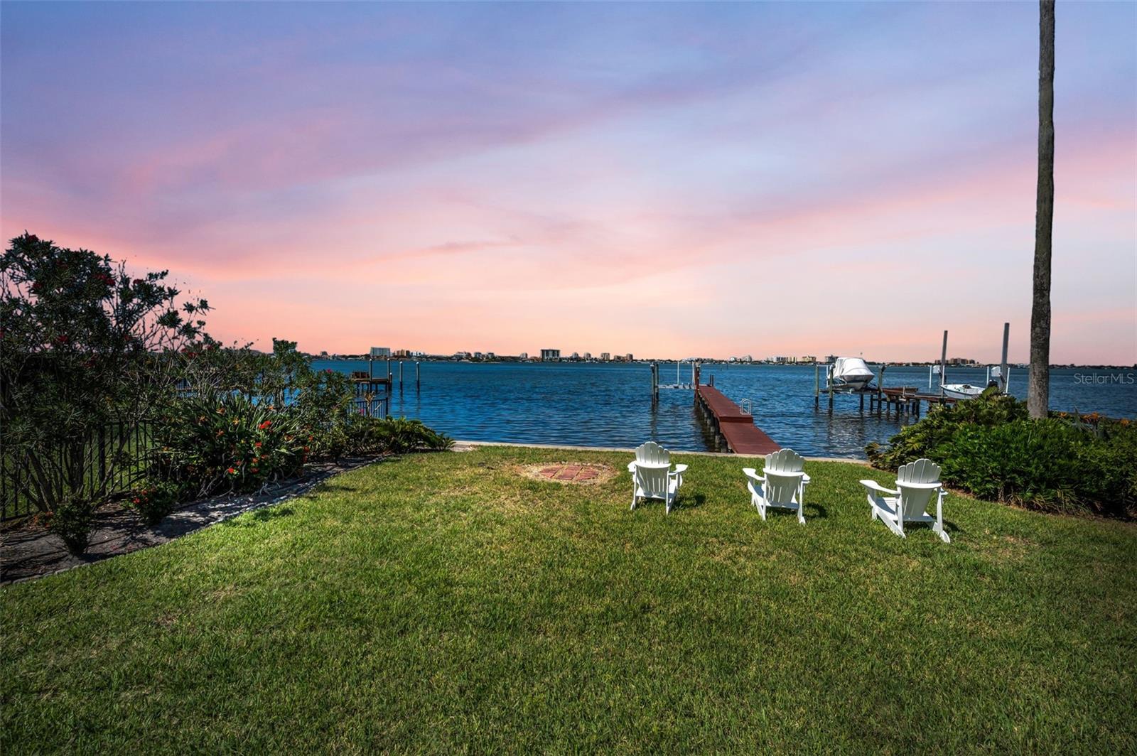 NORTH SHORE PARK - Residential