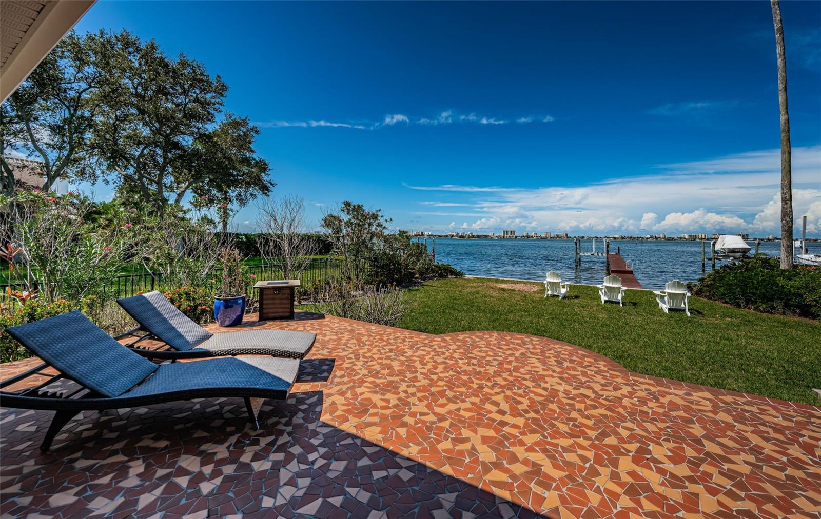 NORTH SHORE PARK - Residential