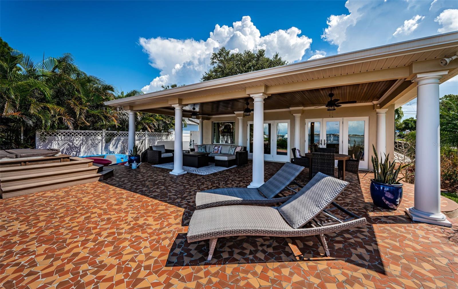 NORTH SHORE PARK - Residential