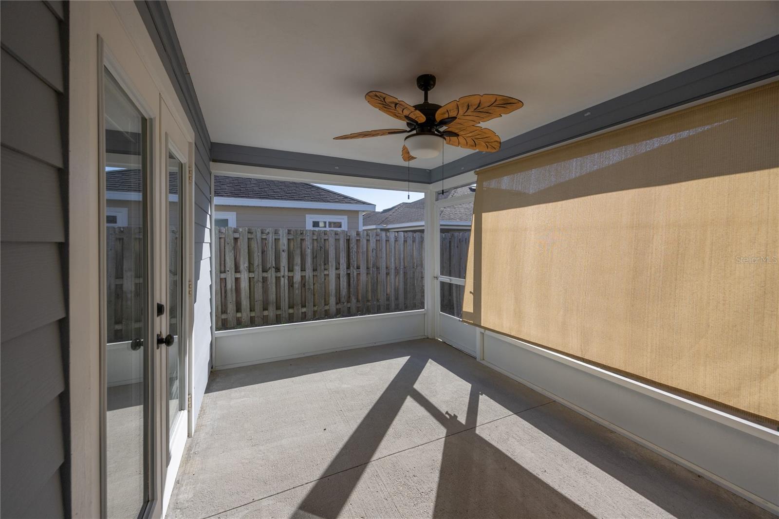 OAK VIEW VILLAGE - Residential Lease