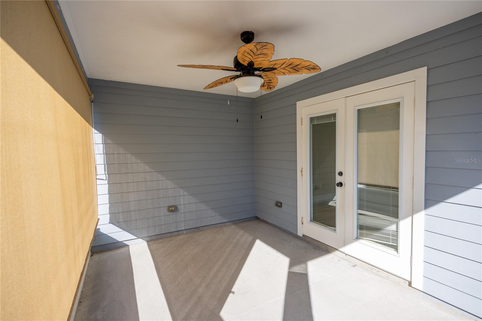 OAK VIEW VILLAGE - Residential Lease