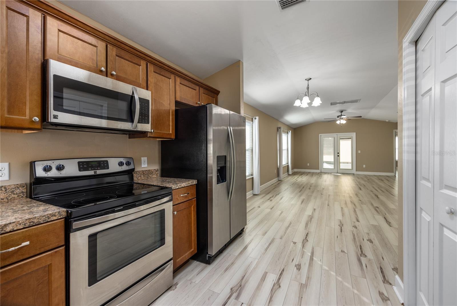 OAK VIEW VILLAGE - Residential Lease