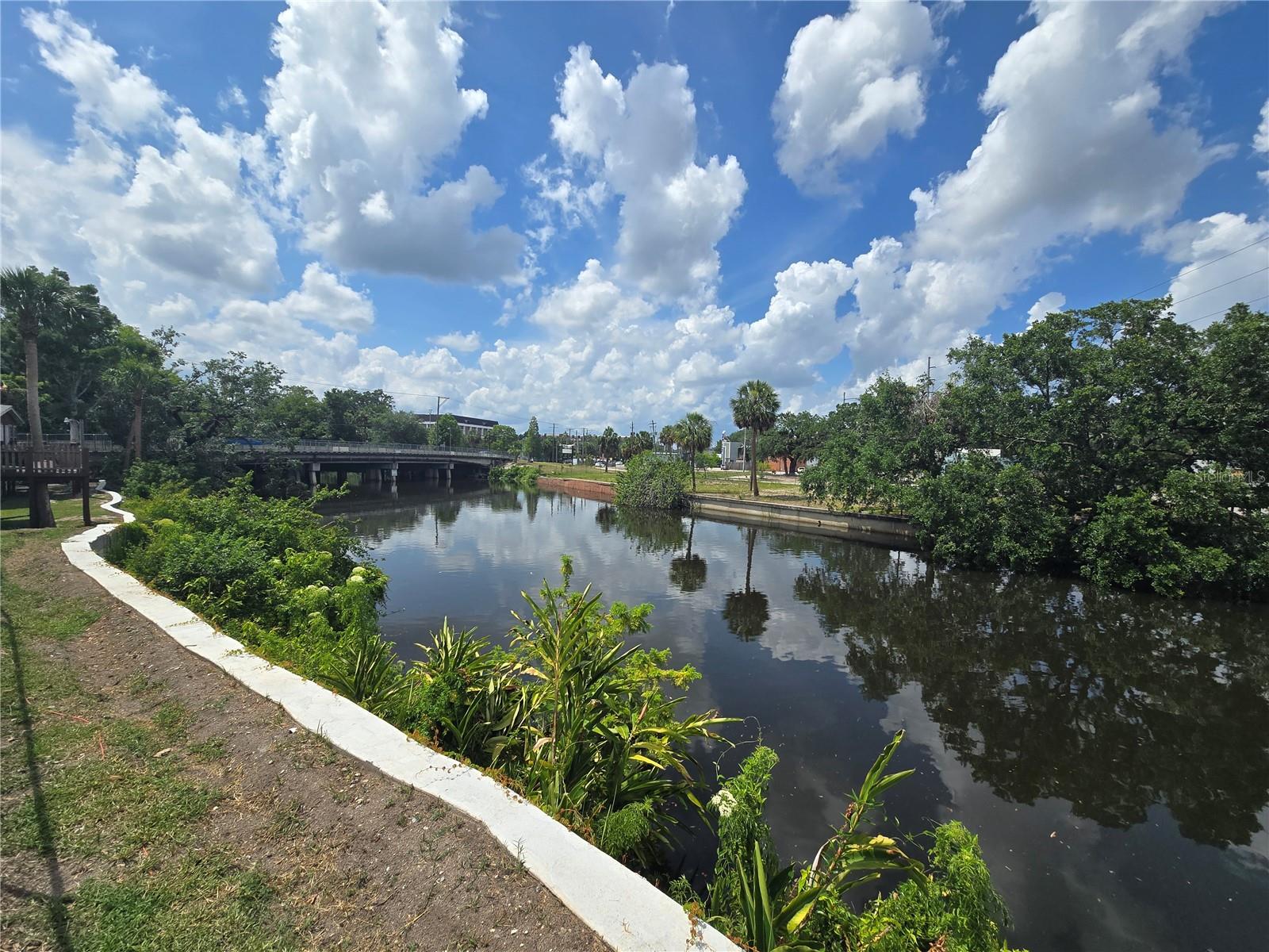 HAMILTON SUB - Commercial Lease