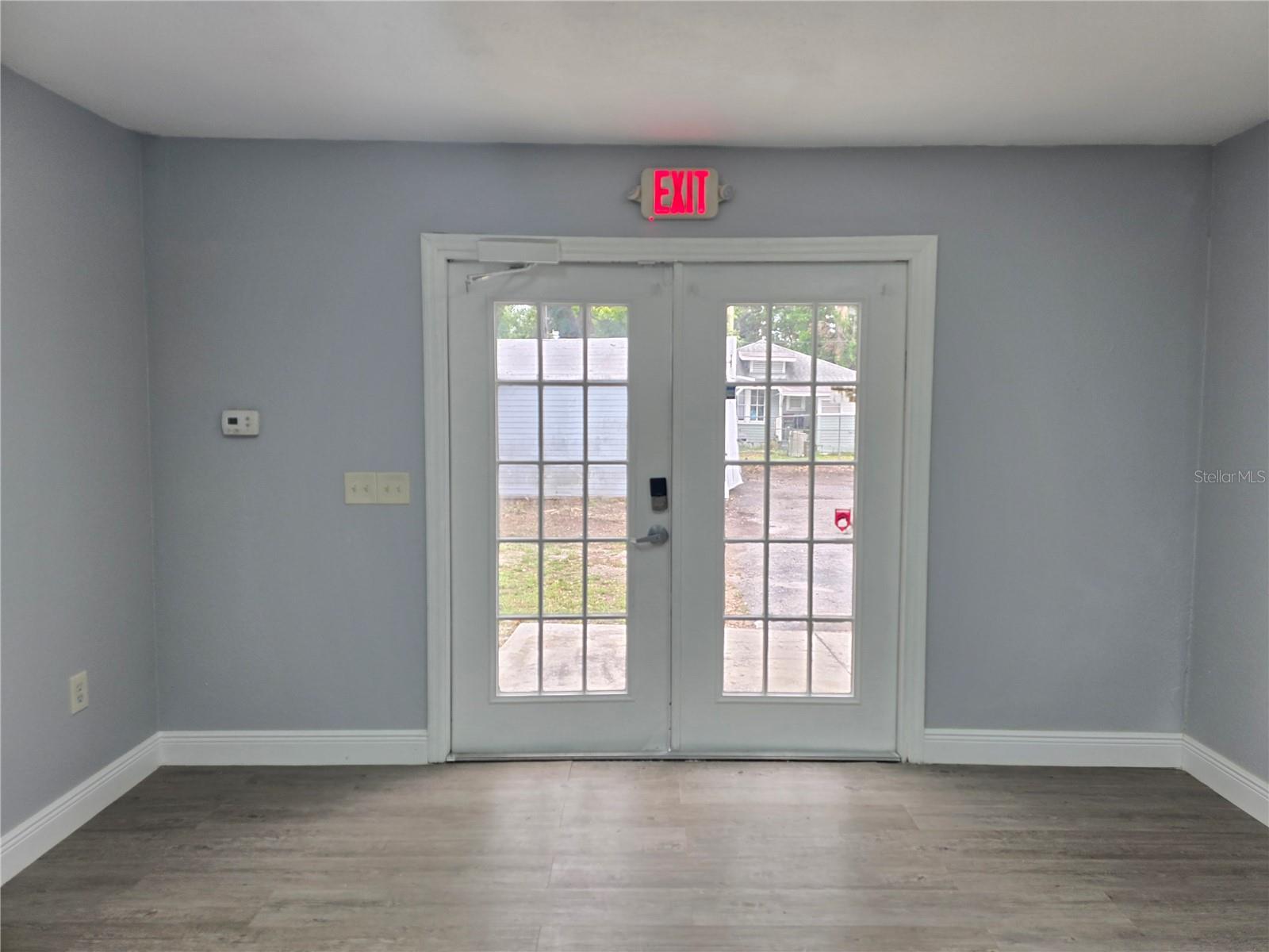 HAMILTON SUB - Commercial Lease