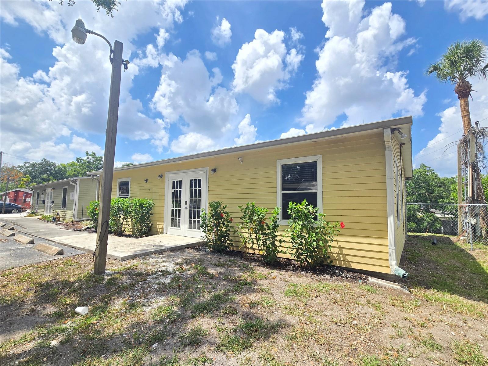 HAMILTON SUB - Commercial Lease