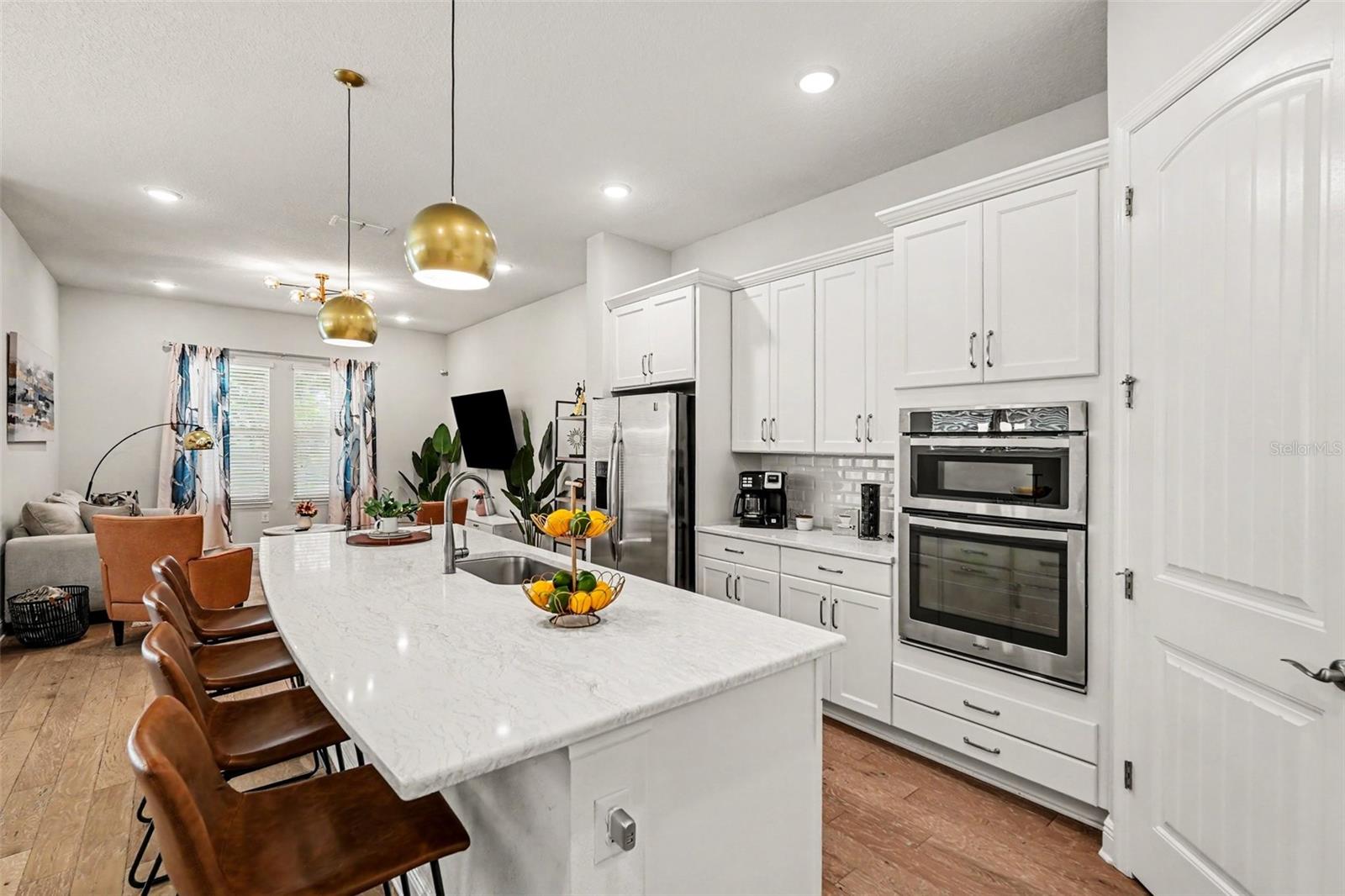 KELLYS ALICE SUB - Residential Lease