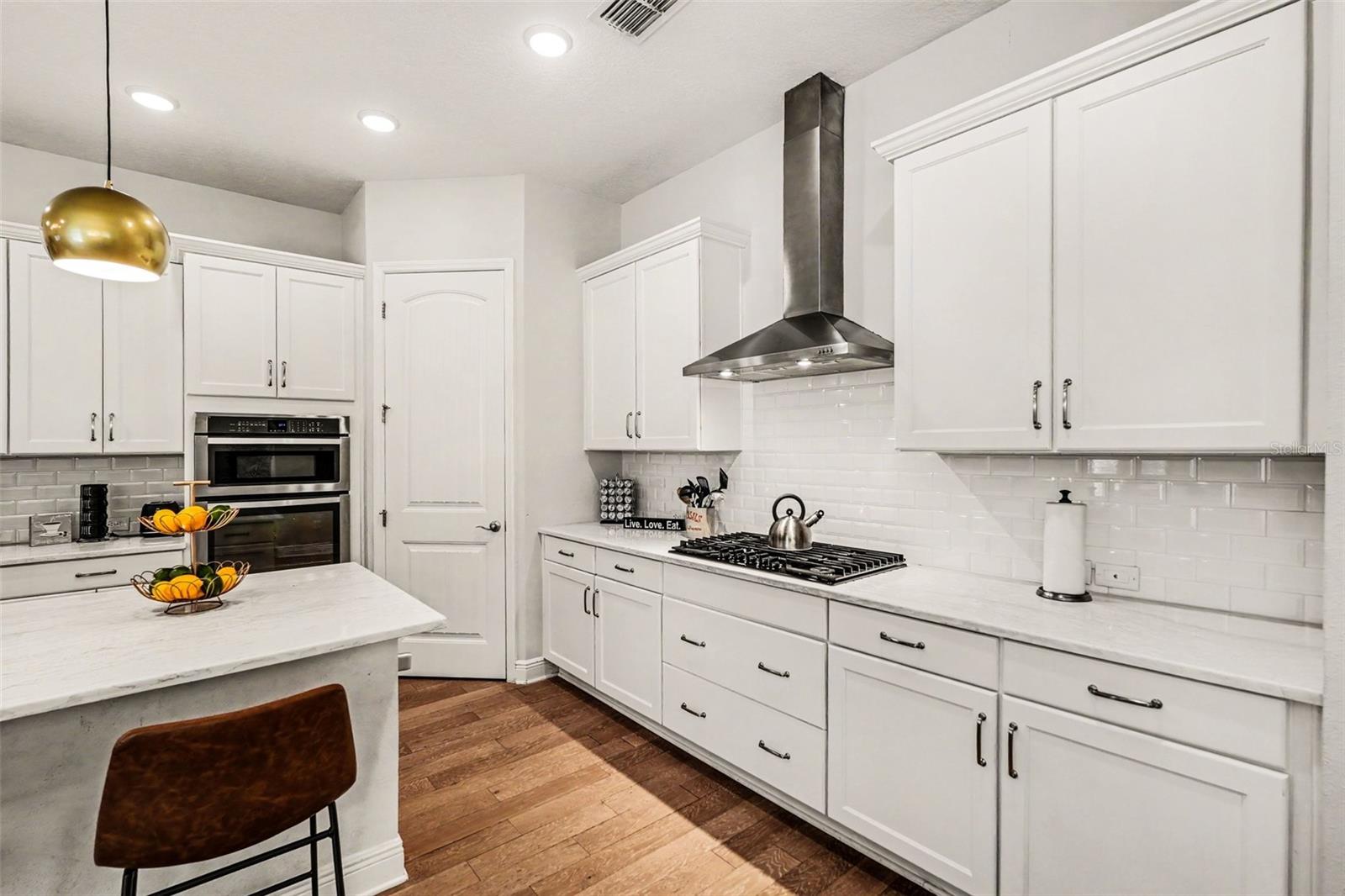 KELLYS ALICE SUB - Residential Lease