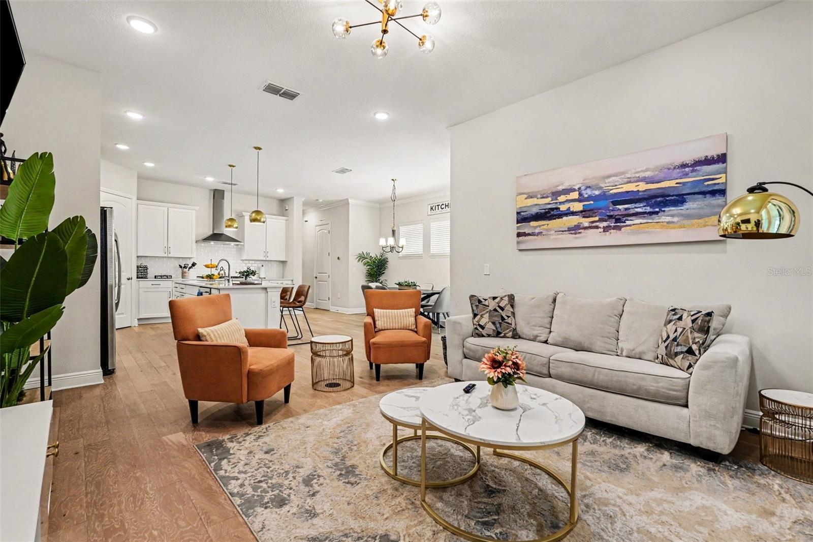 KELLYS ALICE SUB - Residential Lease
