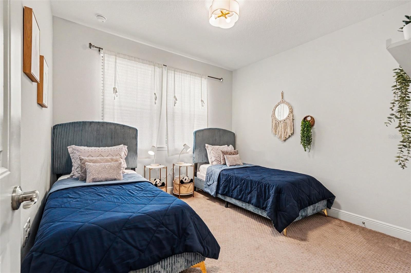 KELLYS ALICE SUB - Residential Lease