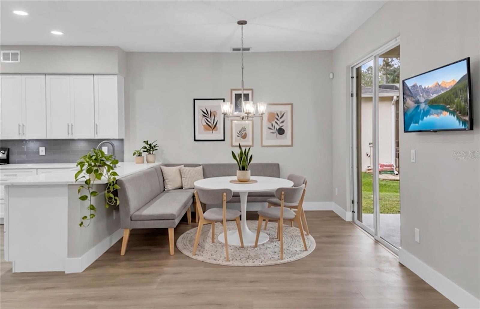 WINTERMERE POINTE PH 02 46/141 - Residential