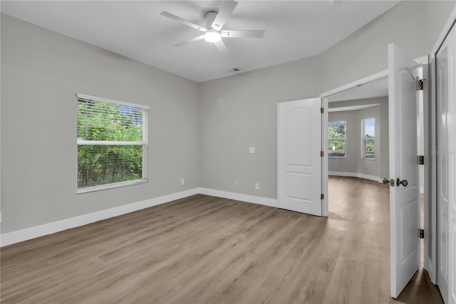 WINTERMERE POINTE PH 02 46/141 - Residential