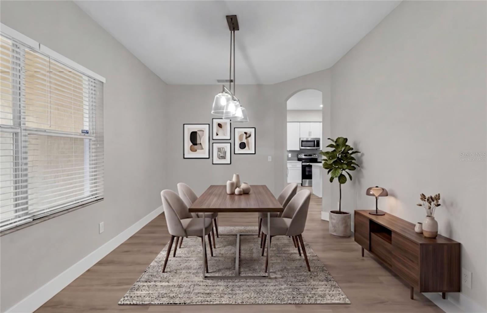 WINTERMERE POINTE PH 02 46/141 - Residential