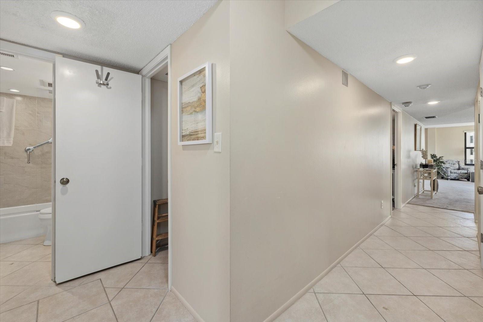 5780 MIDNIGHT PASS ROAD 410