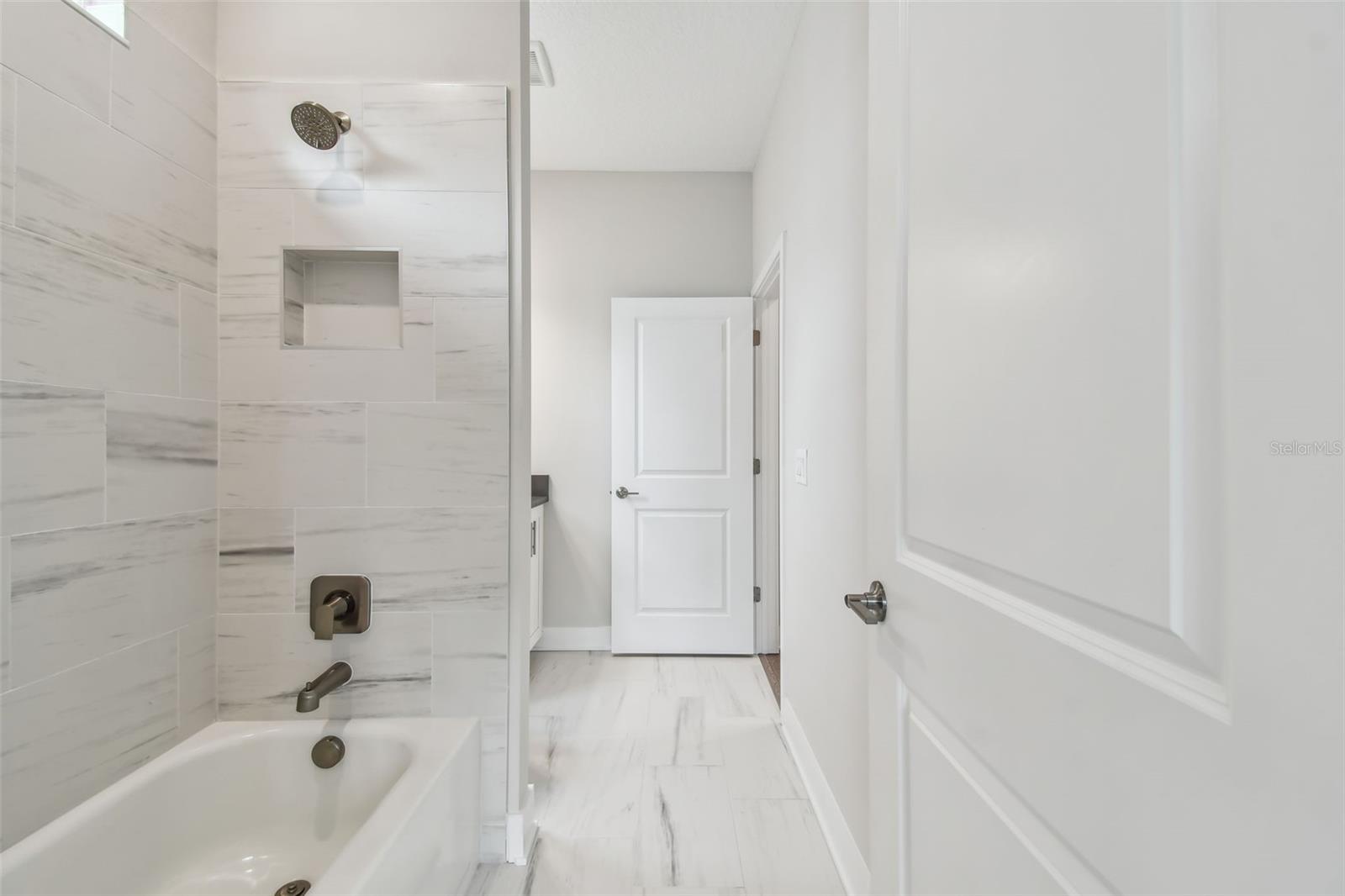 NORTHEAST PARK - Residential