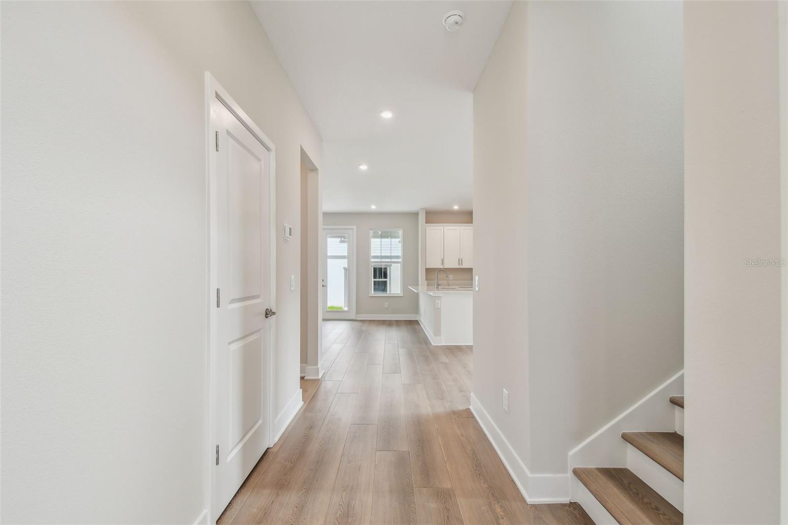 5663 DARTMOUTH AVENUE N