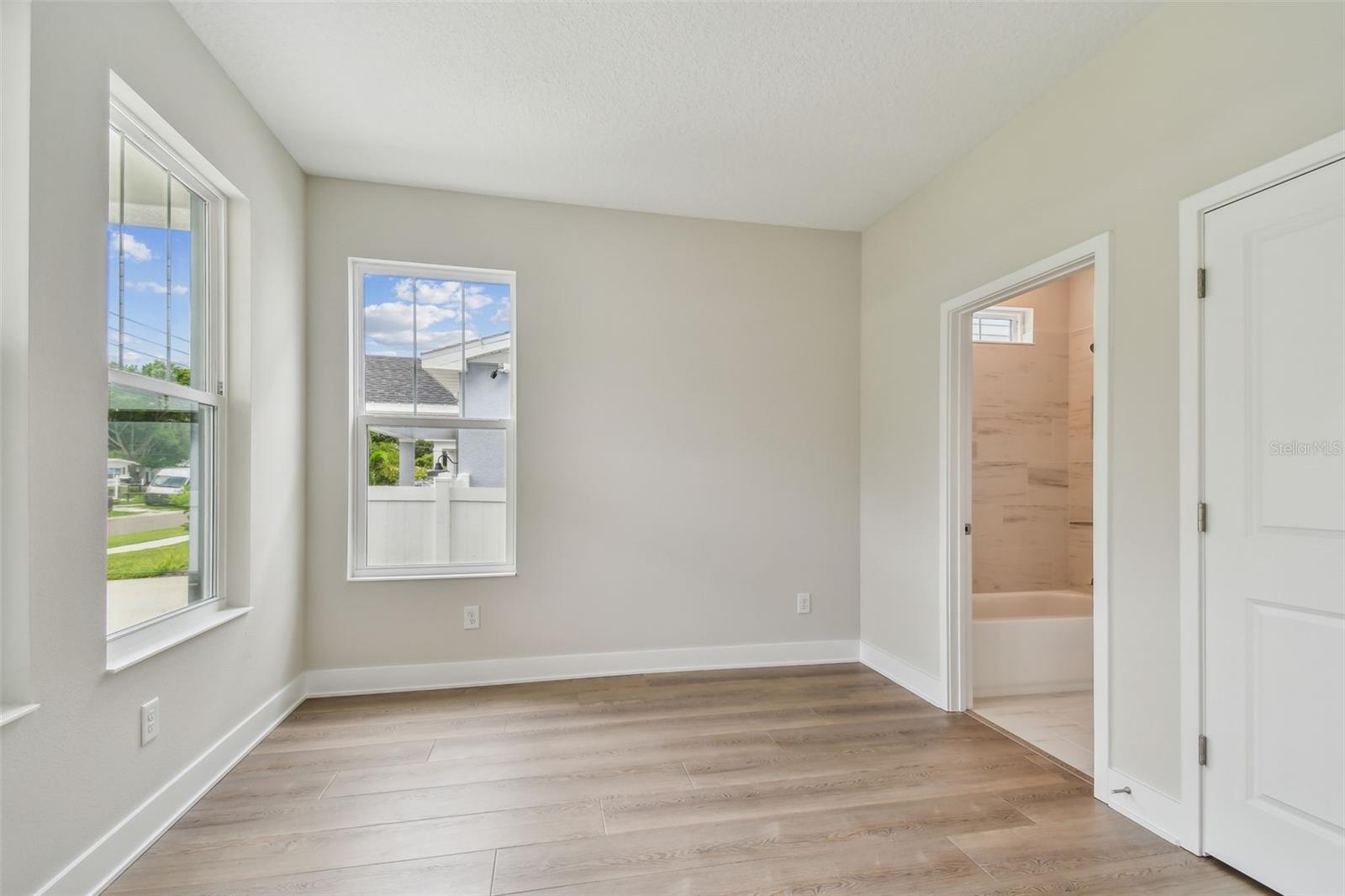 NORTHEAST PARK - Residential