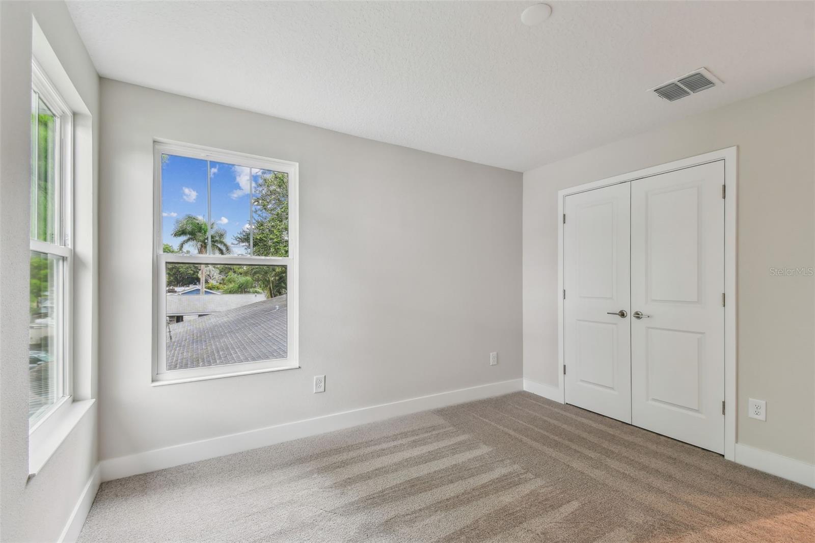 NORTHEAST PARK - Residential