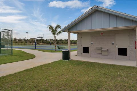 A home in APOPKA