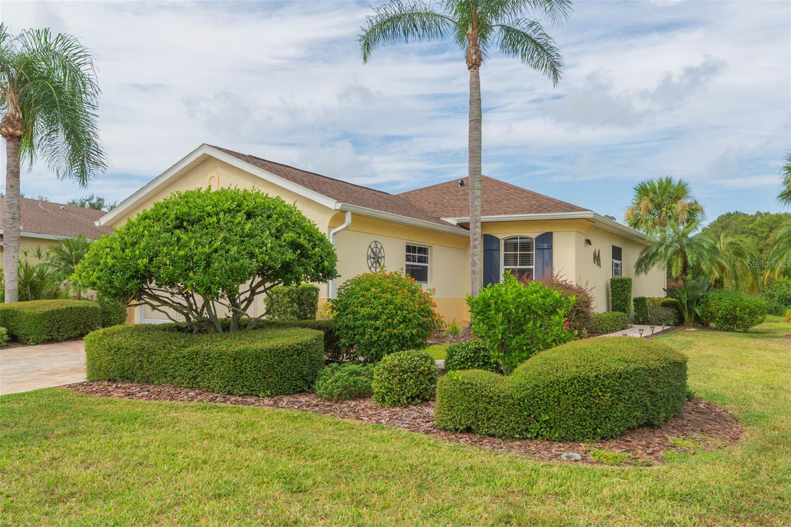 1908 STERLING GLEN COURT