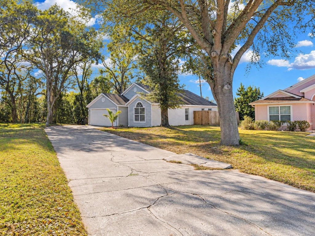 Photo of 2080 Cobblefield Circle, Apopka, FL 32703 (MLS # O6438943)