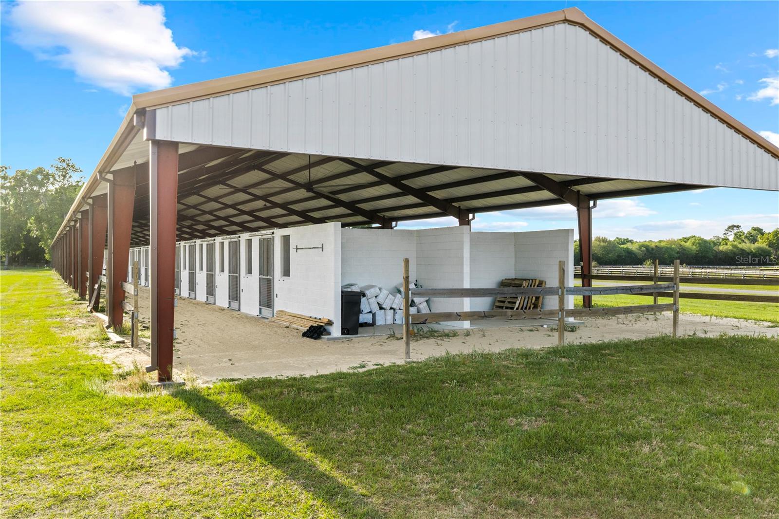 BELLEMONT FARMS - Residential