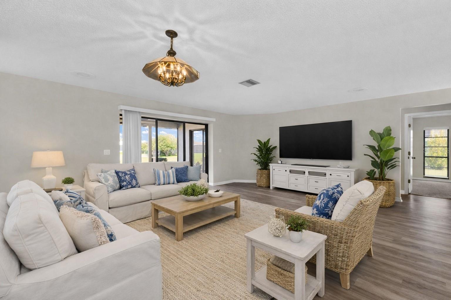 VENICE GARDENS - Residential