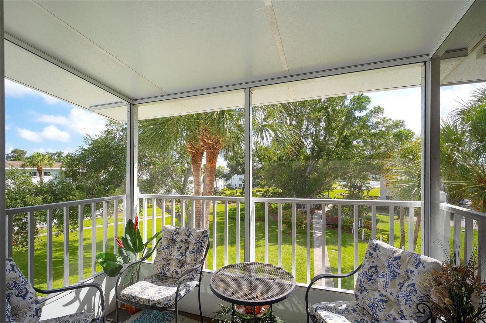 THE FOURTH BAYSHORE - Residential