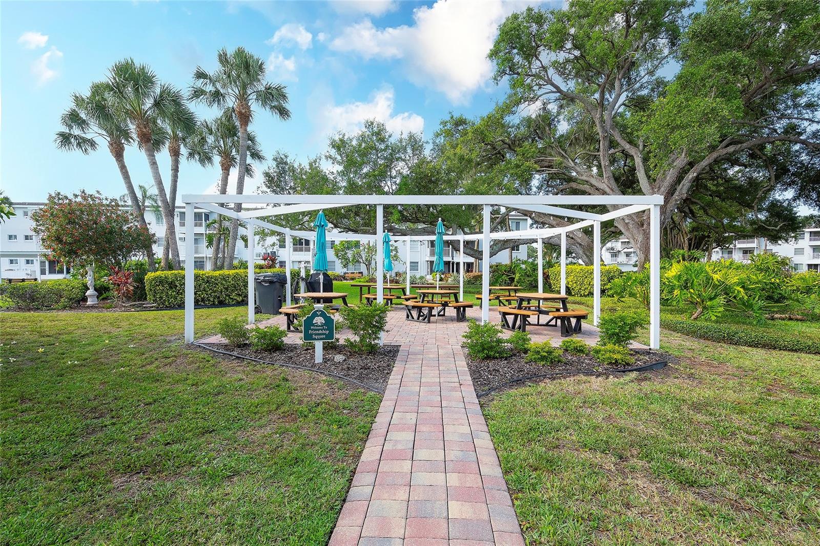 THE FOURTH BAYSHORE - Residential
