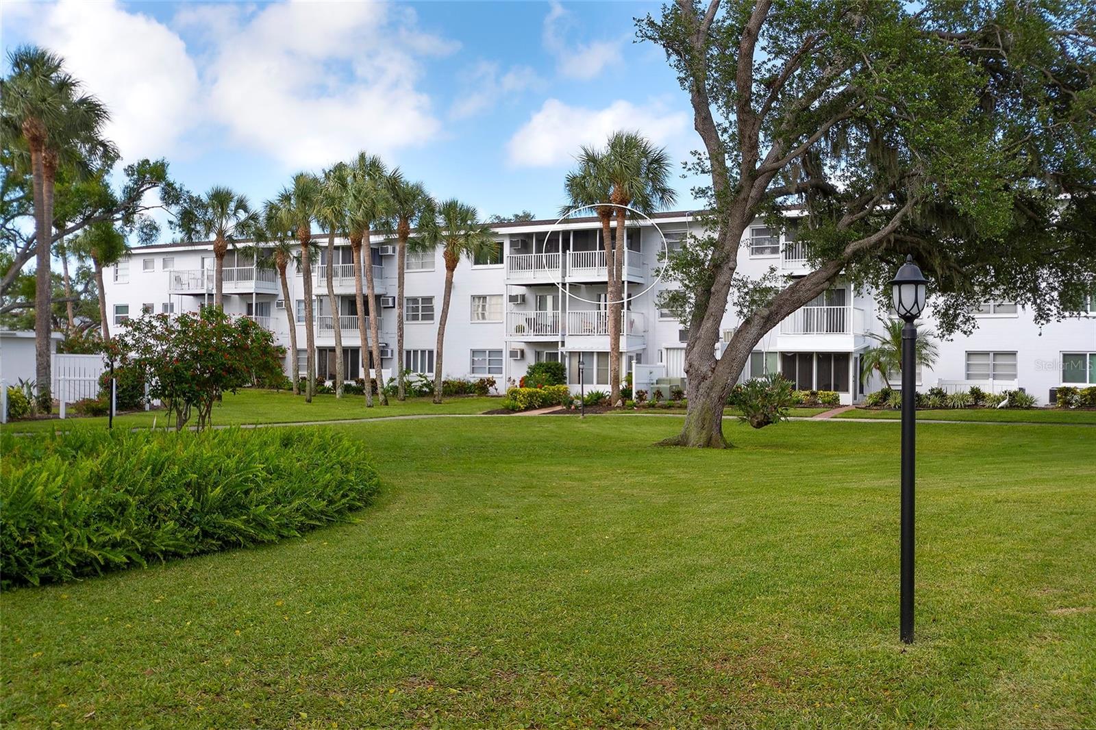 THE FOURTH BAYSHORE - Residential