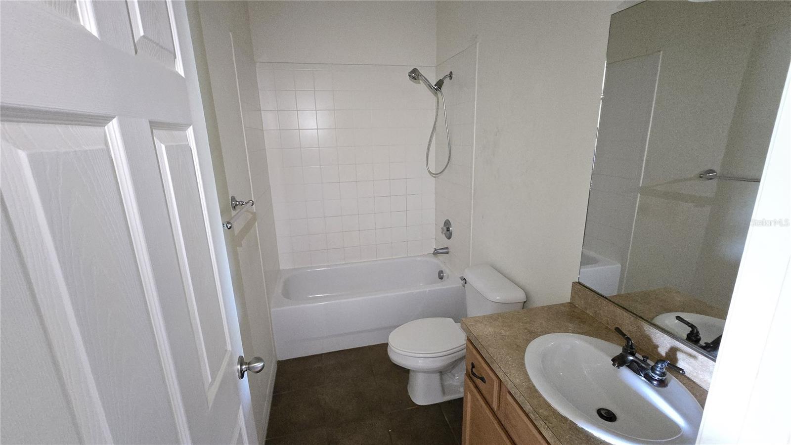 HIGHLAND GLEN - Residential