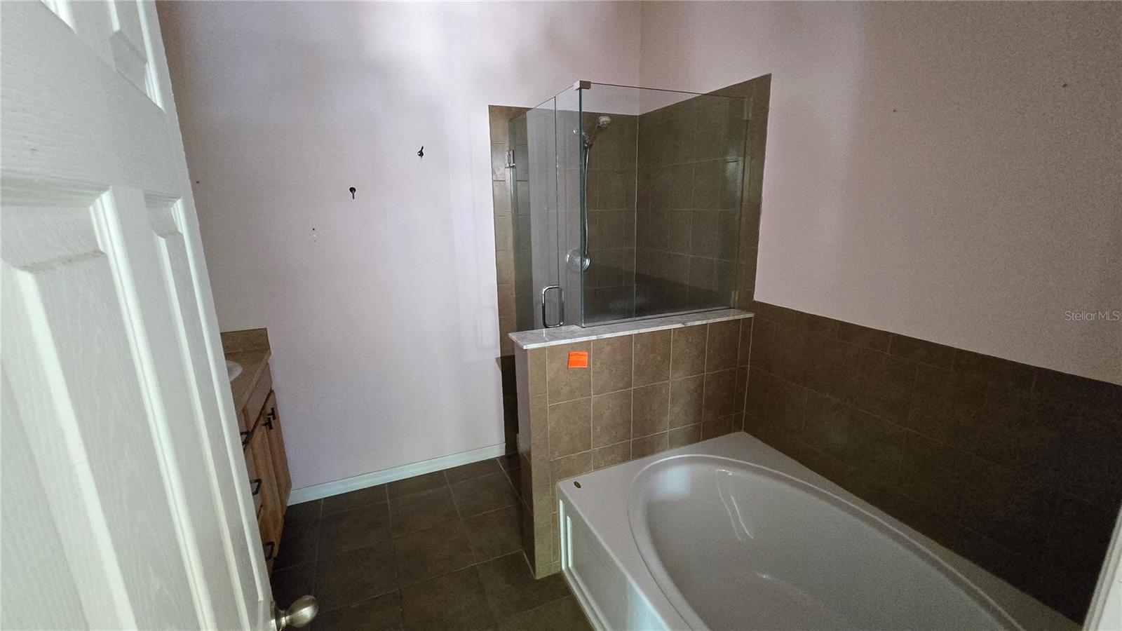 HIGHLAND GLEN - Residential