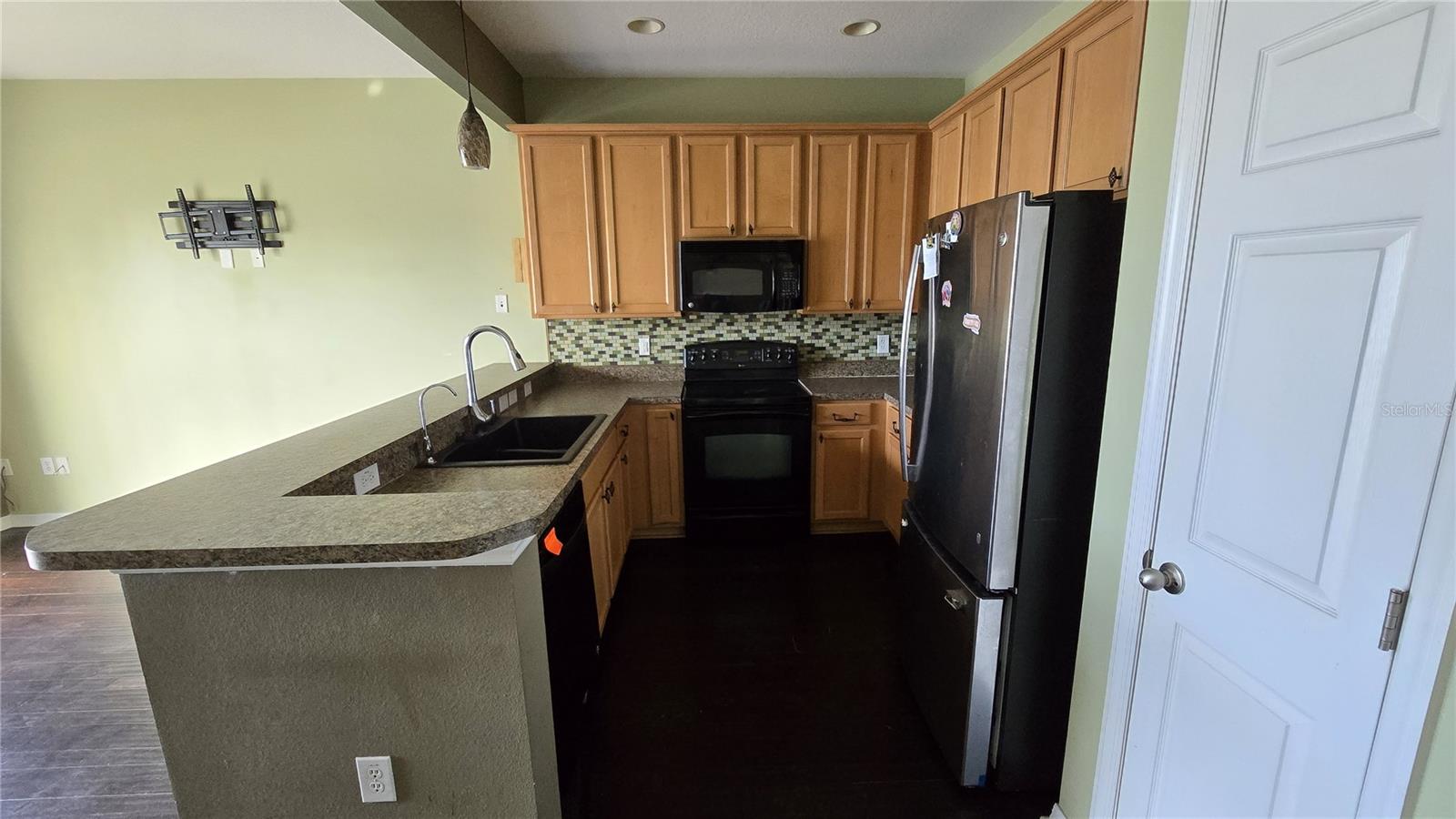 HIGHLAND GLEN - Residential