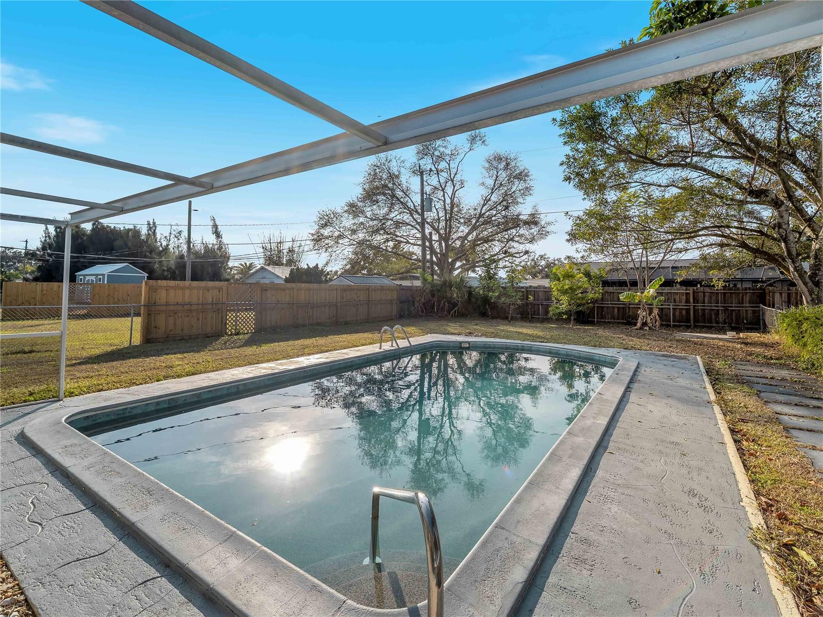 VENICE EDGEWOOD SEC OF - Residential